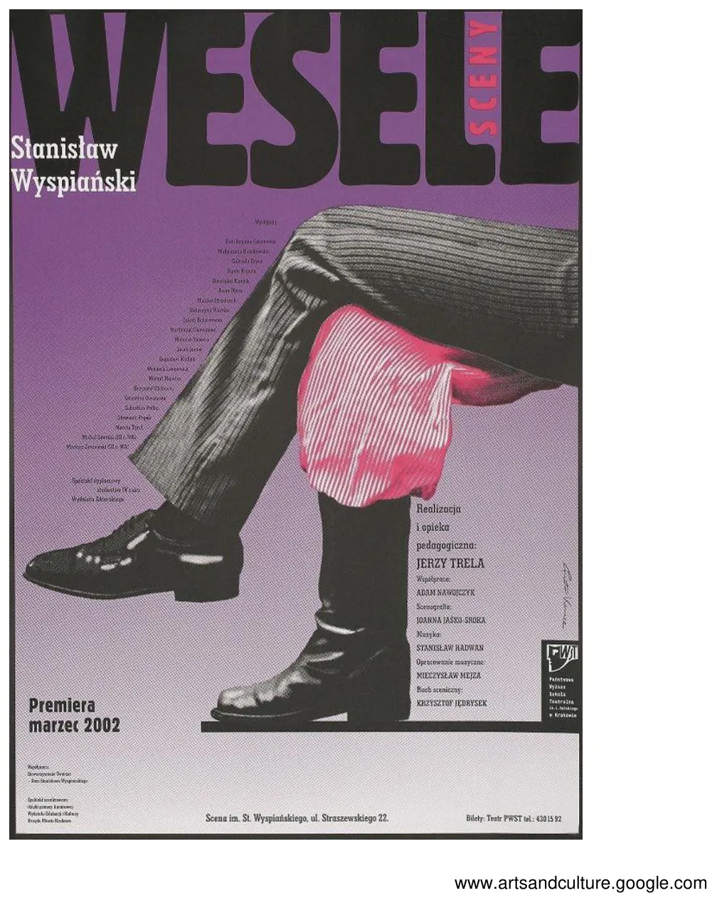 Plakat Piotra Kuncego do przedstawienia „Wesele” Stanisława Wyspiańskiego (premiera w marcu 2002): nogi siedzącego mężczyzny – jedna w eleganckim bucie i nogawce, druga w chłopskich spodniach i wysokim bucie.